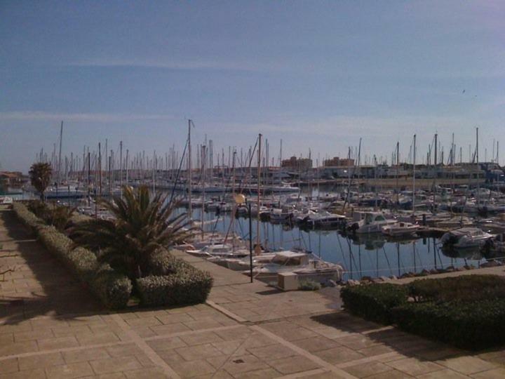 Port Leucate - Vue Sur Port Apartment Ngoại thất bức ảnh